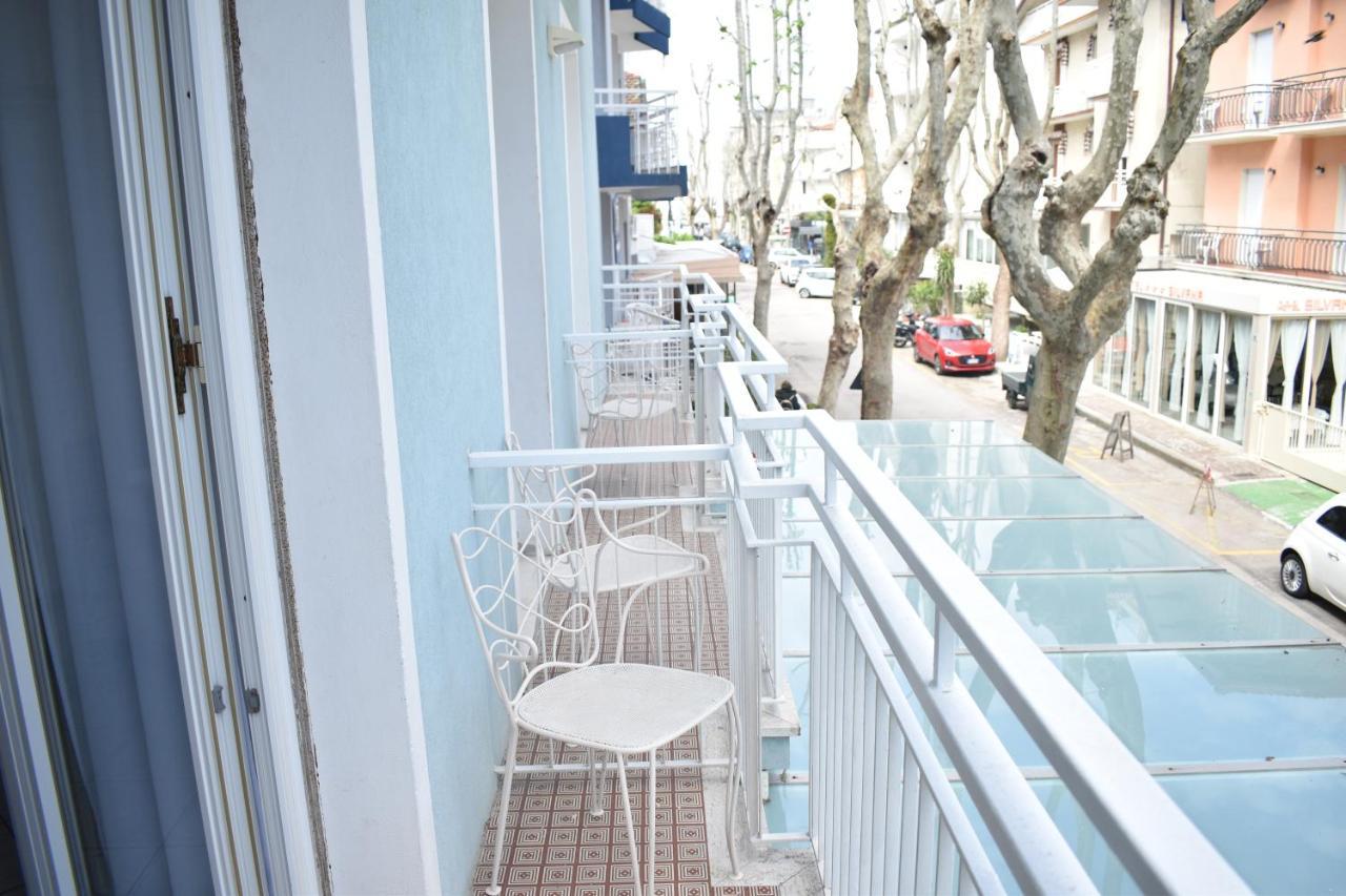 Hotel Ginevra E Residence Cattolica Exterior foto